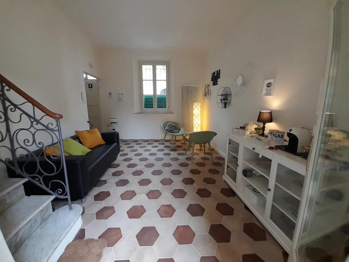 B&B Villino Luschi Pisa Centro Exterior photo