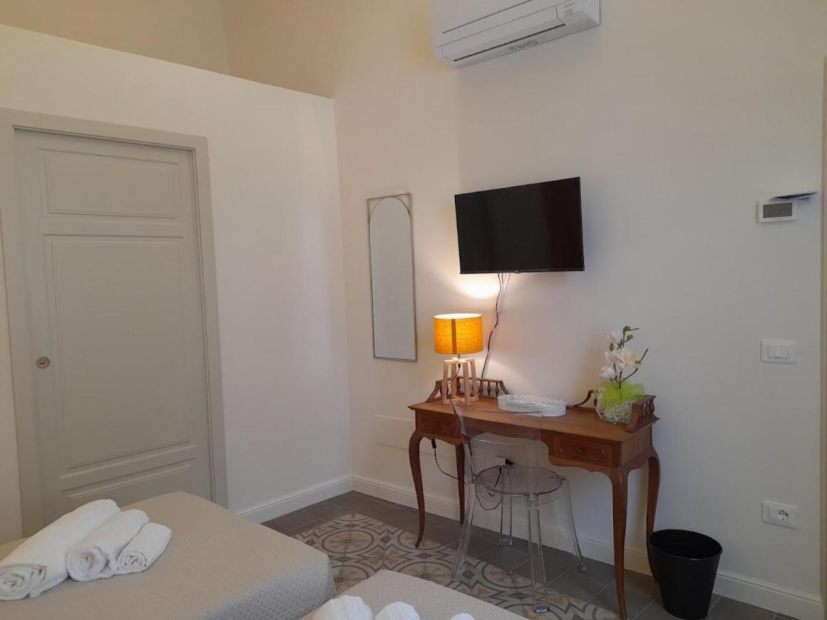 B&B Villino Luschi Pisa Centro Exterior photo